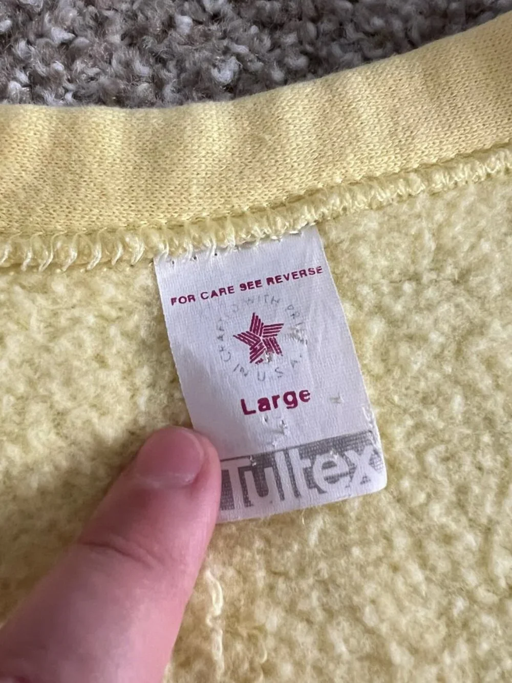 80s Vintage Tultex Butter Yellow Cardigan California Fleece Retro Size L